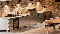ΕΡΜΑΡΙΟ INOX BBQ TGH-B1-B8B-G ΜΕ ΣΥΡΤΑΡΙΑ